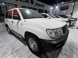 تۆیۆتا لاند کروزەر